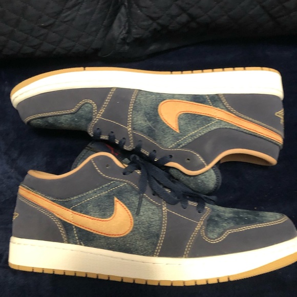 Nike Air Jordan 1 Low SE Denim - MENS Size 12.5 - NEW WITH BOX! - Picture 6 of 9